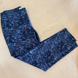 LENA GABRIELLE Stretchy ankle pants SIZE 10 BLUE